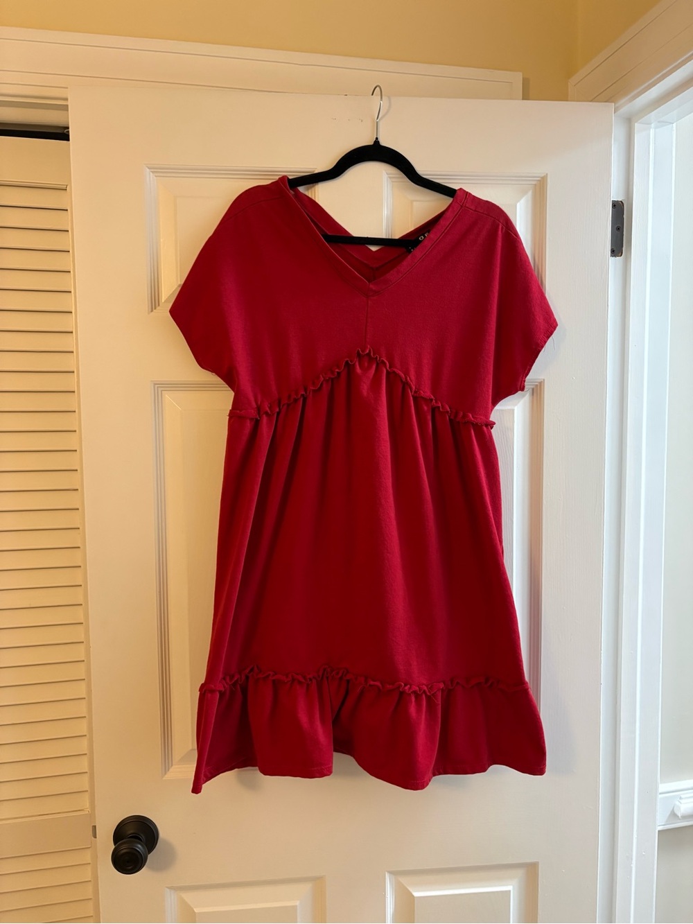 Red V‑Neck Ruffle Casual Dress